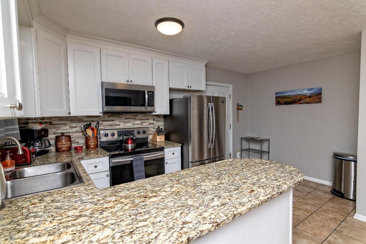 Camelback Rd Rancher- On One Acre & Near Attractions تانيرسفيل المظهر الخارجي الصورة